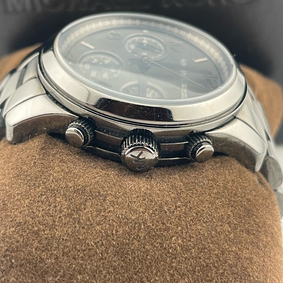 Michael Kors MK-5170 Stainless Steel Chronograph Watch 10ATM Box + Links - Picture 4 of 8